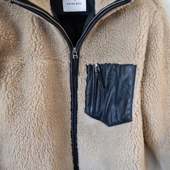 Annie Bing Ryder Sherpa Jacket in Camel fleece - Picture 7 of 7